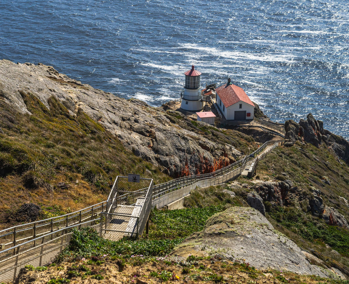 Point Reyes Lighthouse on the cliffs above the Pacific, Point Reyes National Seashore, Marin County, California